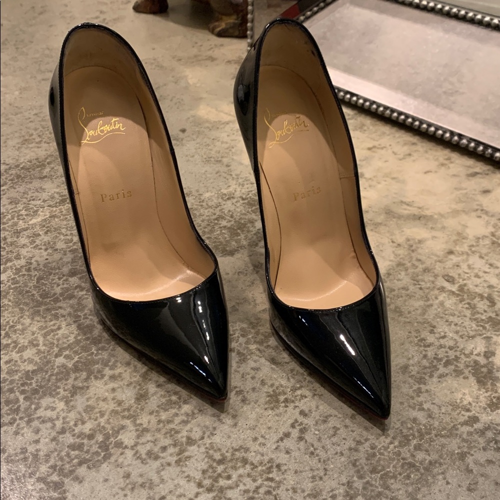 Gorgeous Authentic Christian Louboutin So Kate 120 heel, black